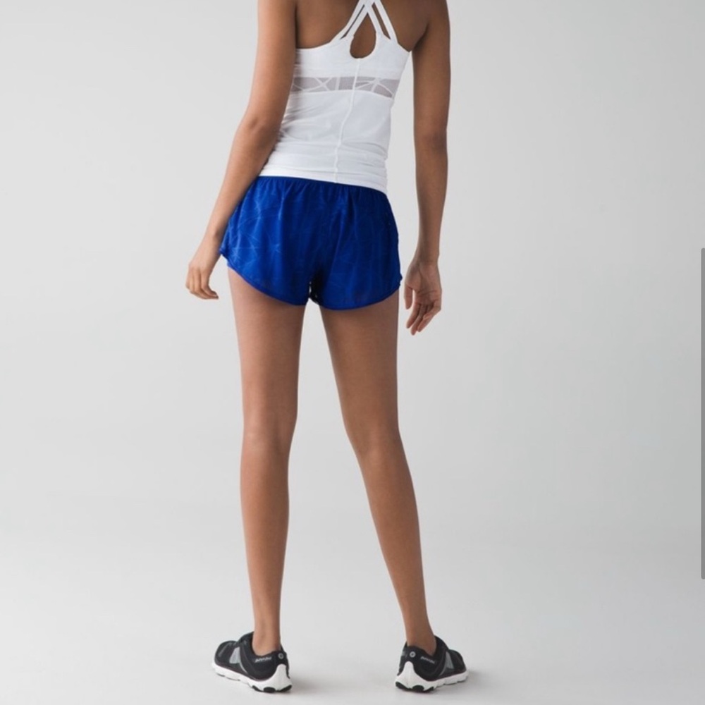 Lululemon City Sky Run By Short Mesh Overlay
Running Blue Sz 2 Harbor Blue